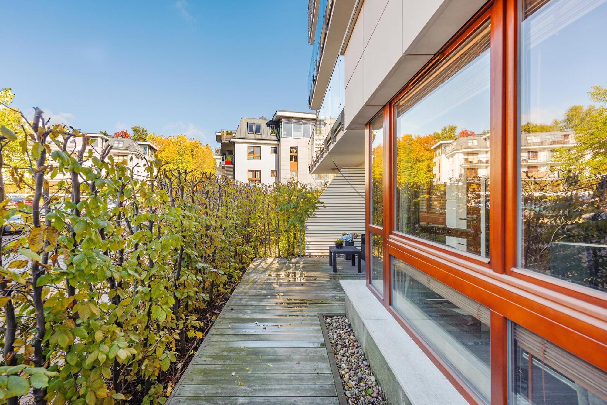 La Bagatelle By Baltica + Parking