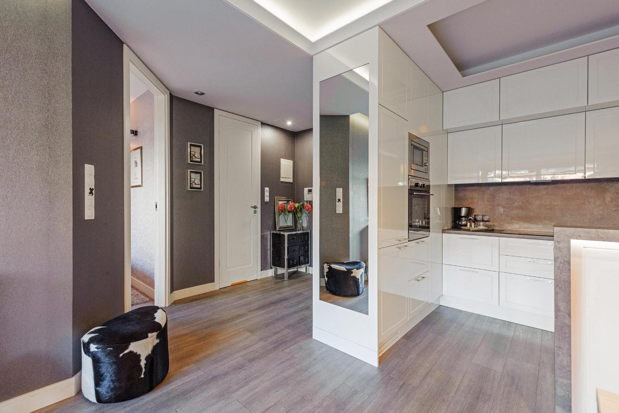 La Bagatelle By Baltica + Parking